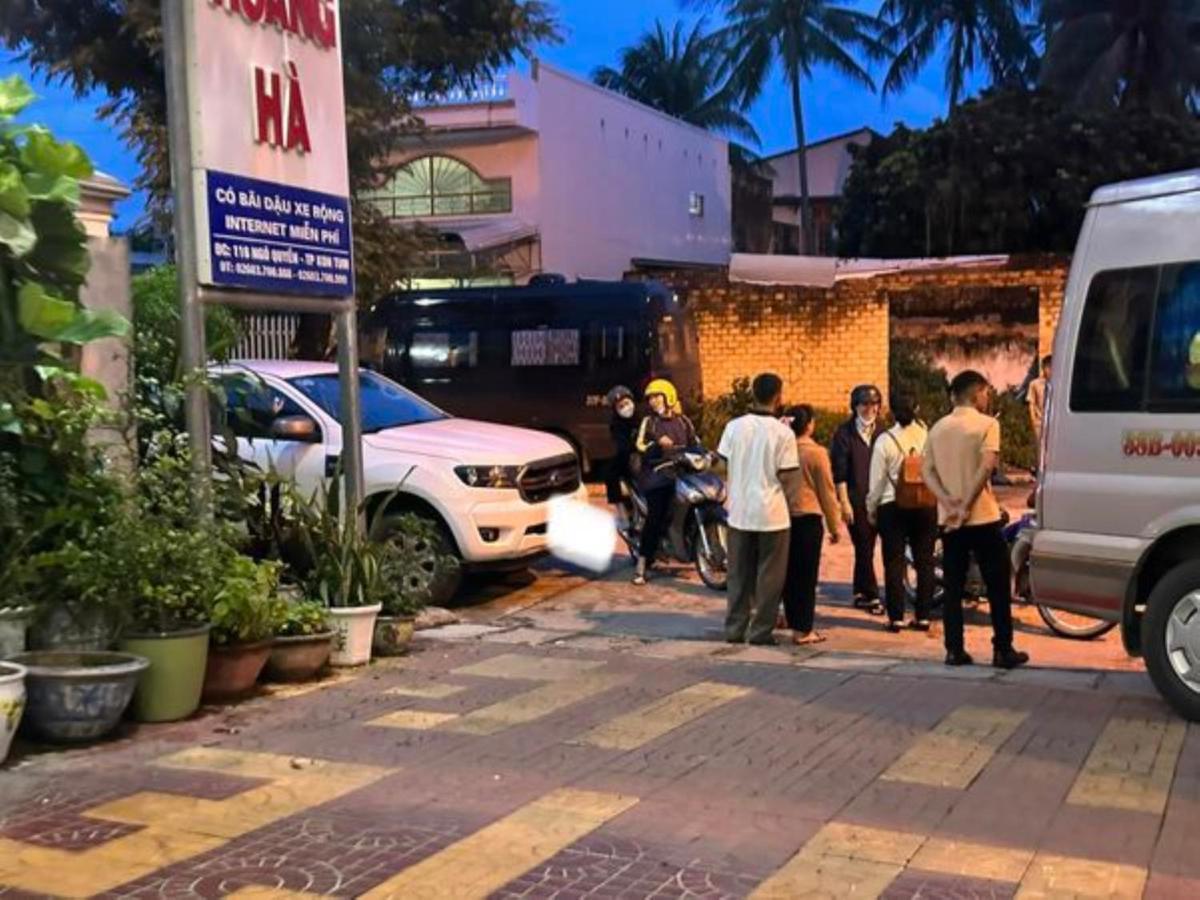 Truc Hoang Ha Hotel كون توم المظهر الخارجي الصورة