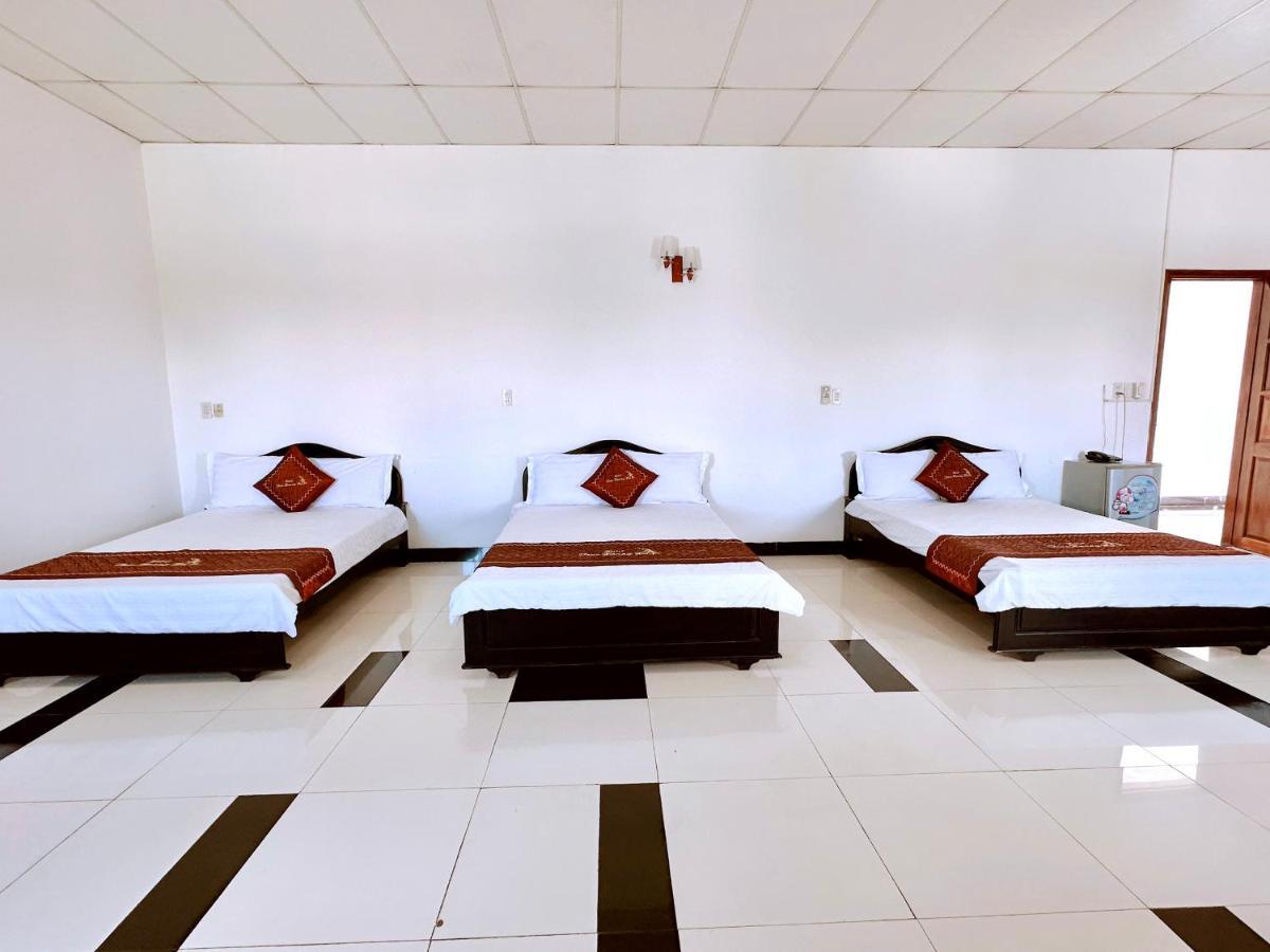 Truc Hoang Ha Hotel كون توم المظهر الخارجي الصورة