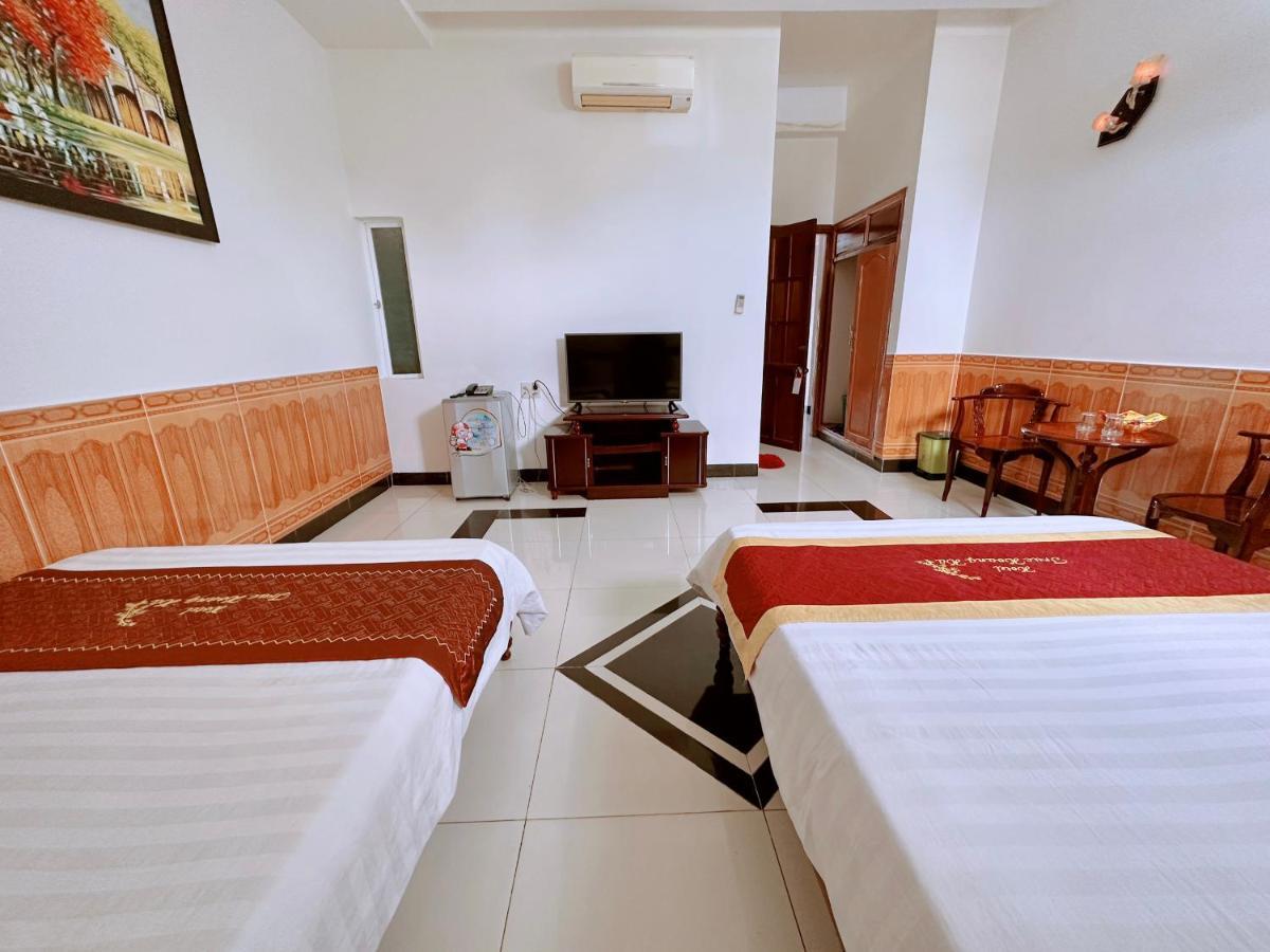 Truc Hoang Ha Hotel كون توم المظهر الخارجي الصورة