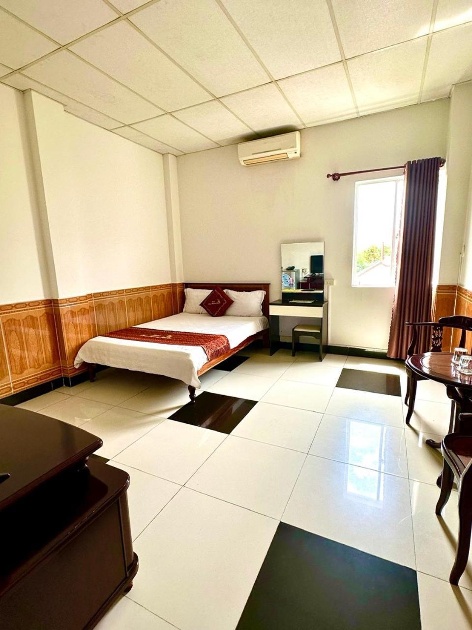 Truc Hoang Ha Hotel كون توم المظهر الخارجي الصورة